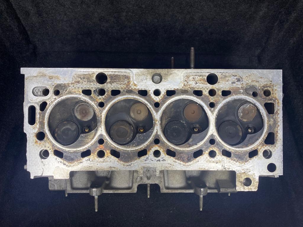 Peugeot 206 1 4 8Valf Silindir Kapağı Orj Çıkma #1246186246